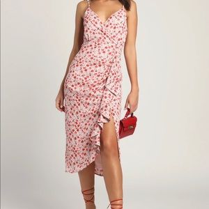 Lulu’s pink and red floral dress